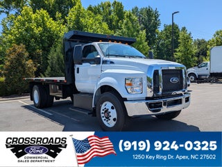 2027 Ford F-750SD Base