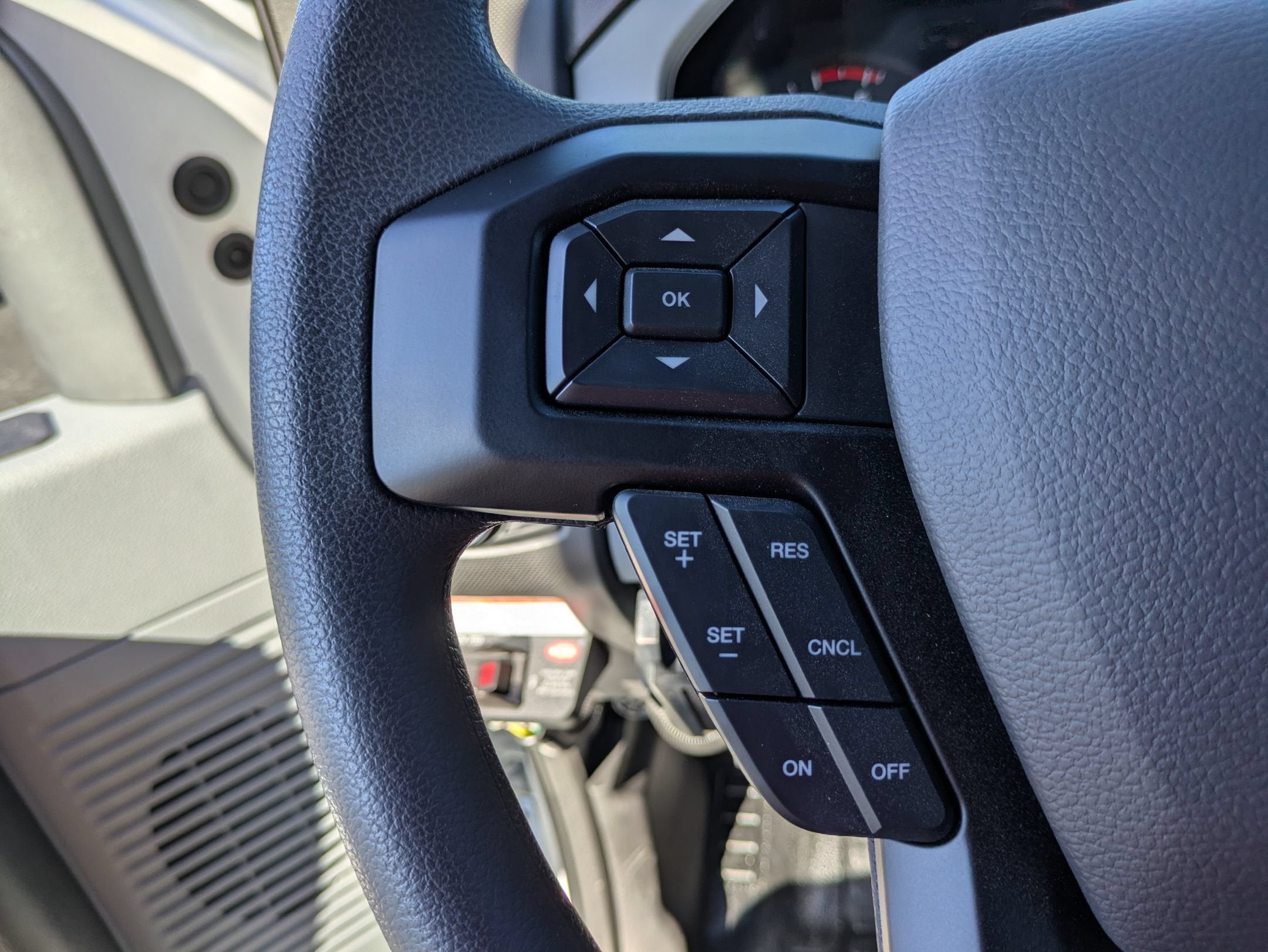 2027 Ford F-750SD Base