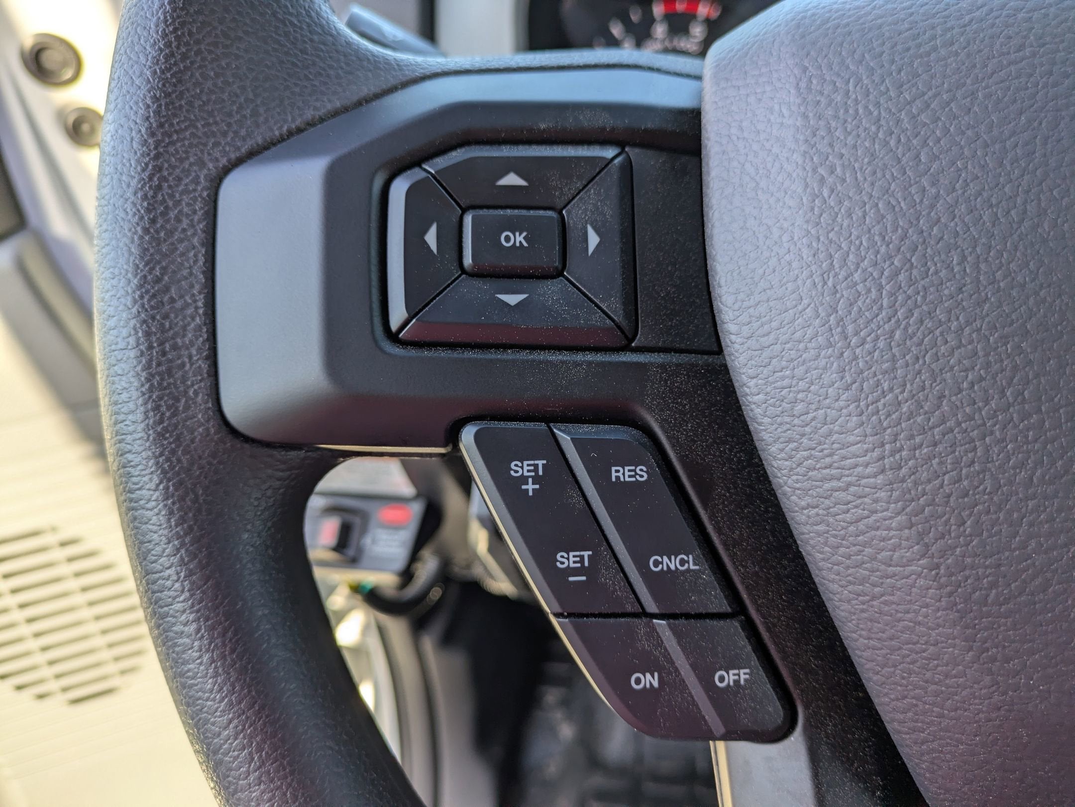 2027 Ford F-750SD Base