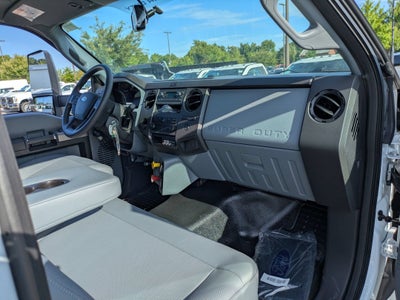 2027 Ford F-750SD Base