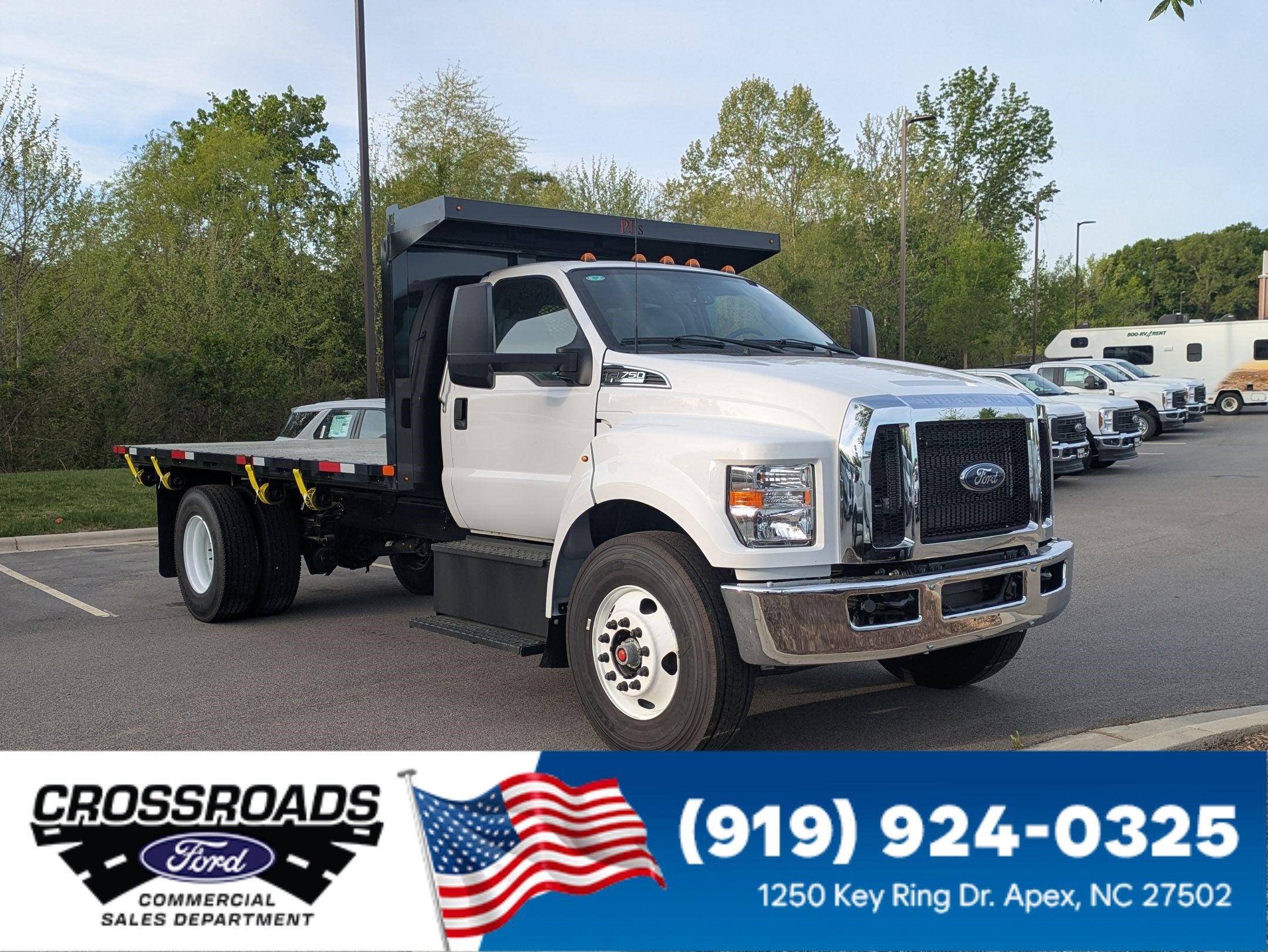 2027 Ford F-750SD Base