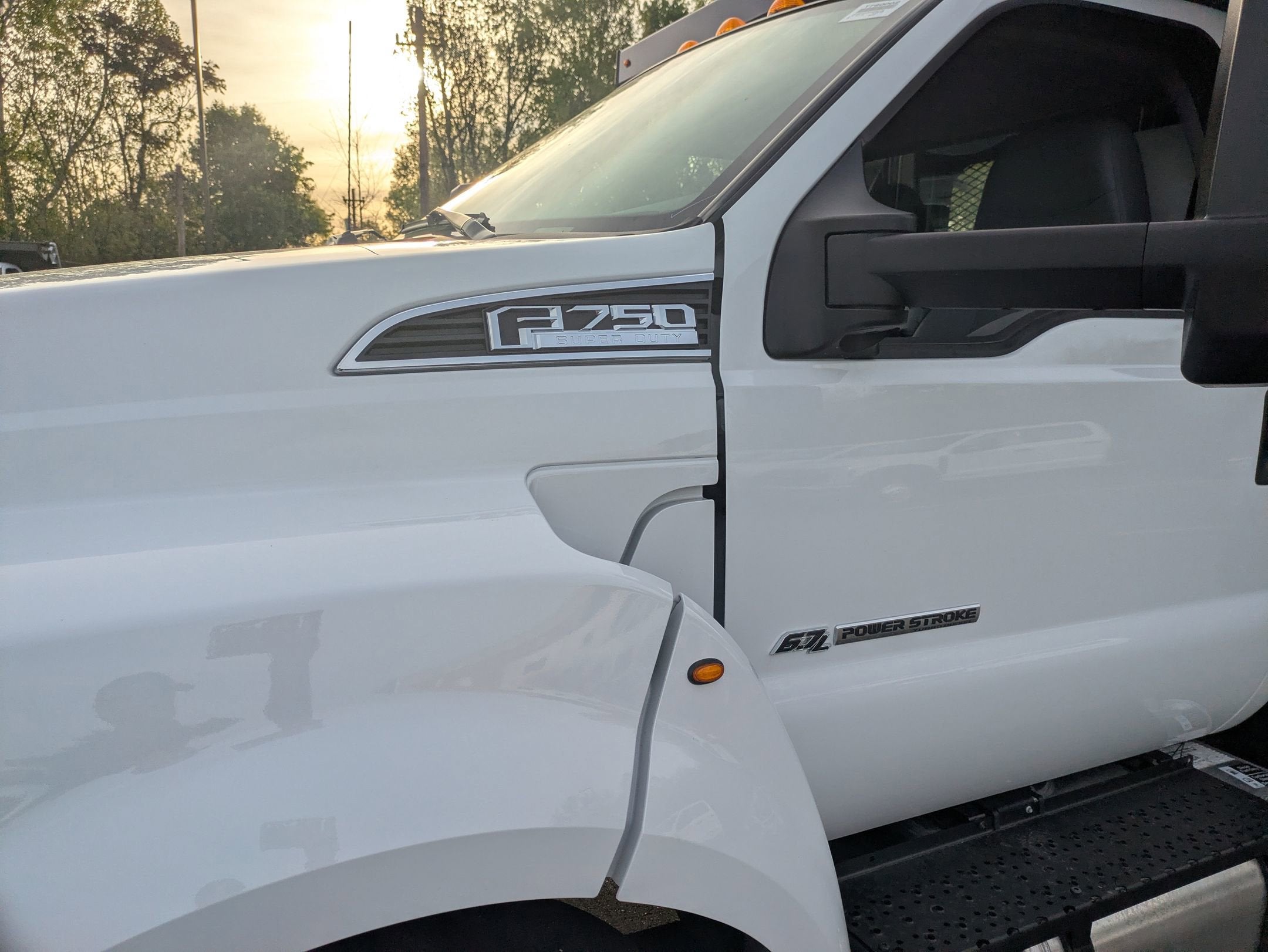 2027 Ford F-750SD Base