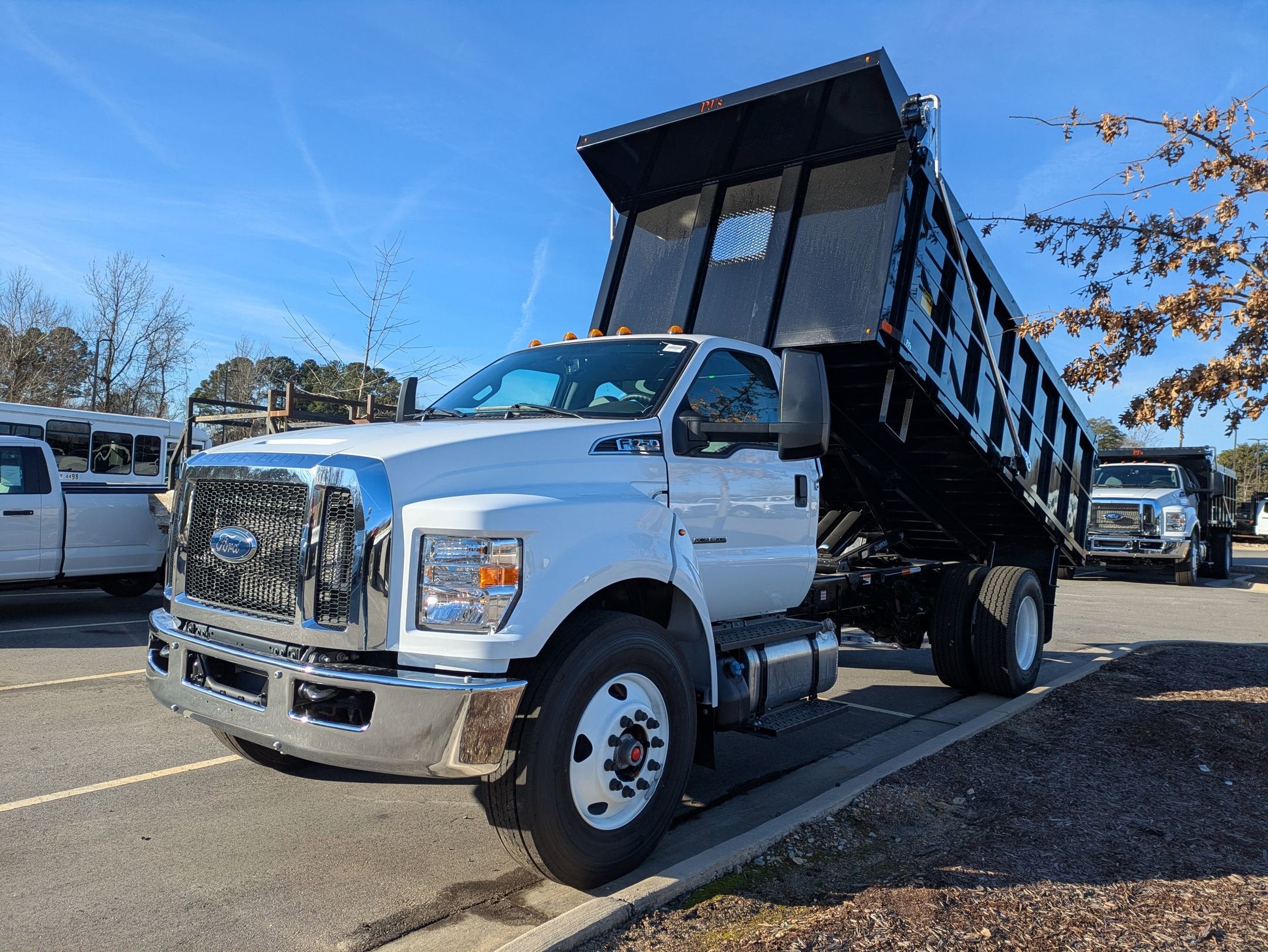 2026 Ford F-750SD Base