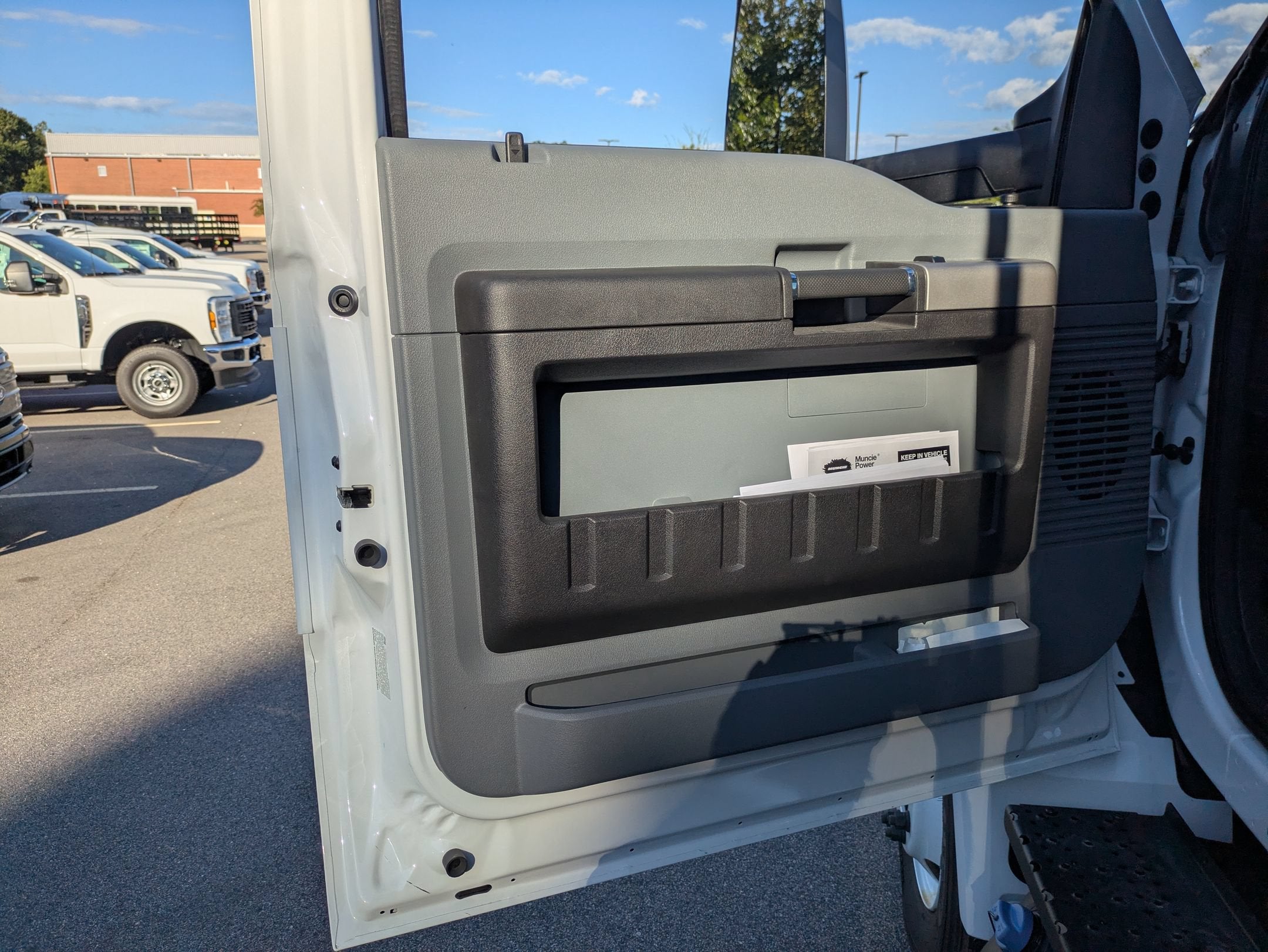 2027 Ford F-750SD Base