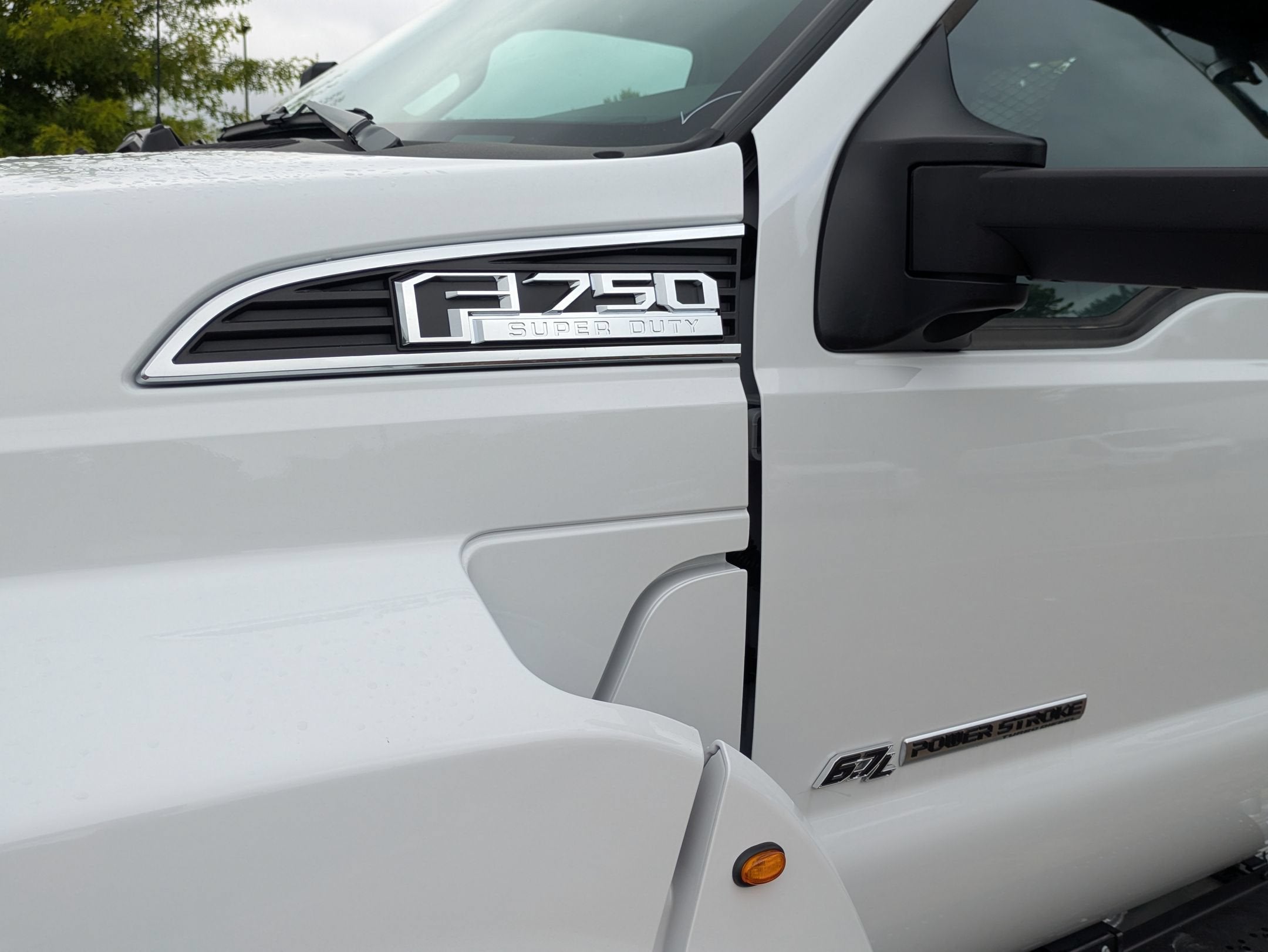2027 Ford F-750SD Base