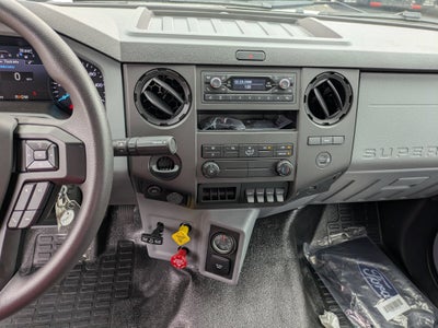 2027 Ford F-750SD Base