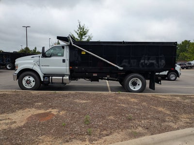 2027 Ford F-750SD Base