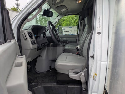 2027 Ford E-Series Cutaway Base