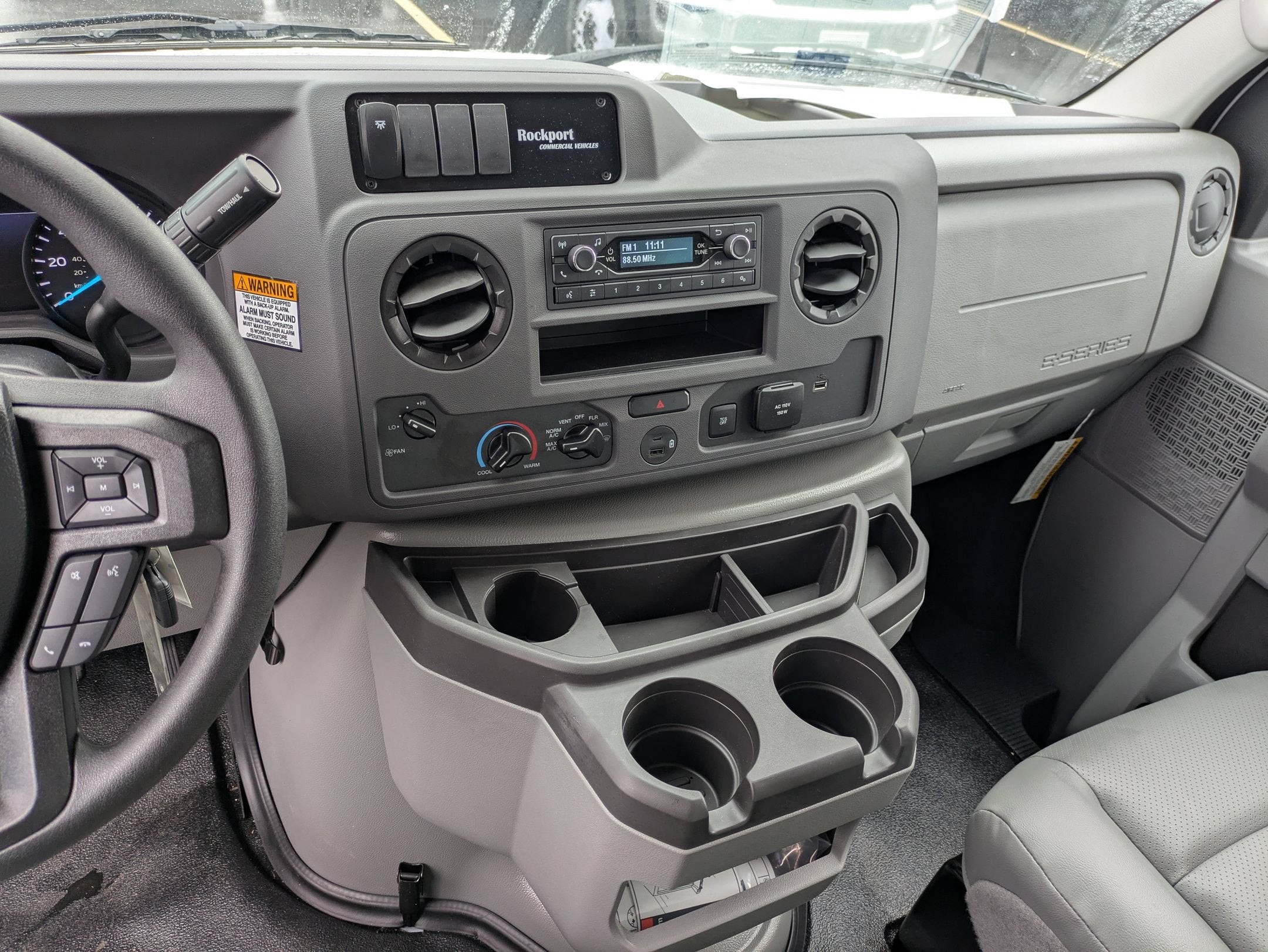 2027 Ford E-Series Cutaway Base