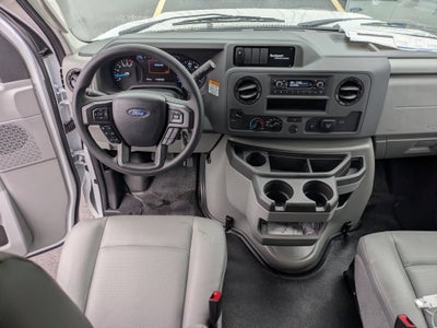 2027 Ford E-Series Cutaway Base