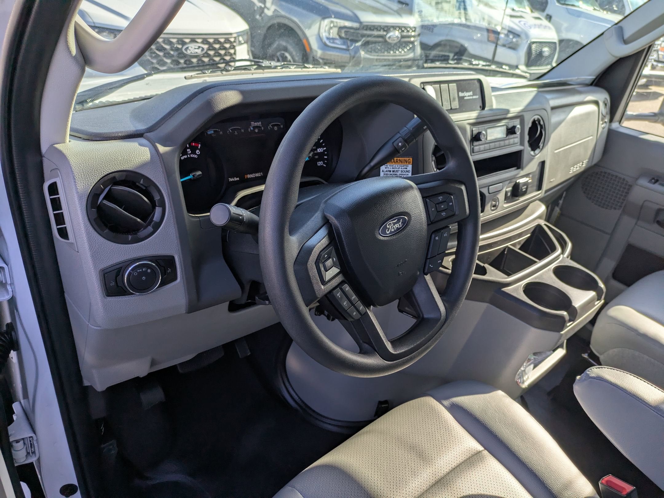 2027 Ford E-Series Cutaway Base