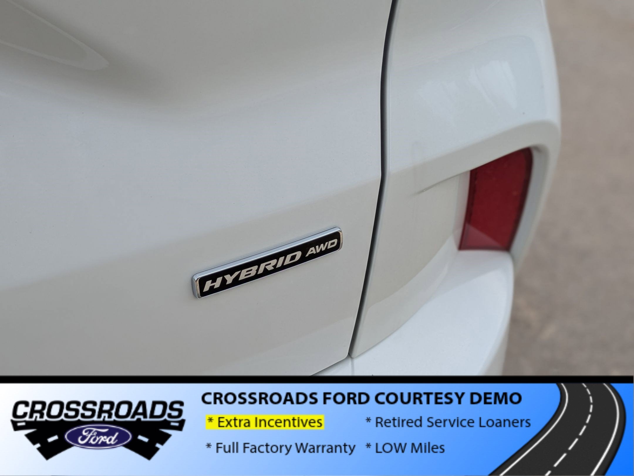 2025 Ford Escape ST-Line Elite - Crossroads Courtesy Demo