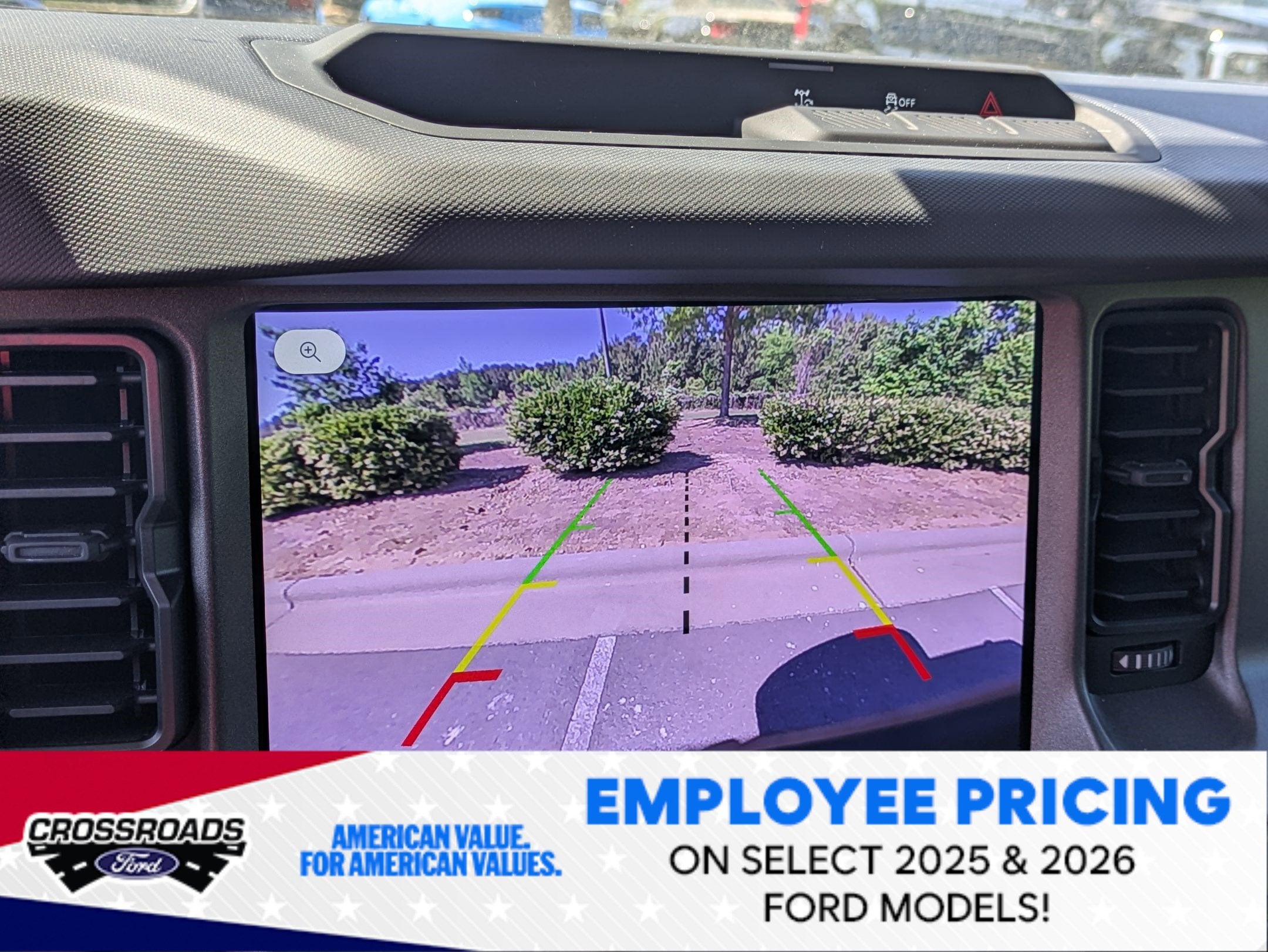 2025 Ford Bronco Base - Crossroads Courtesy Demo