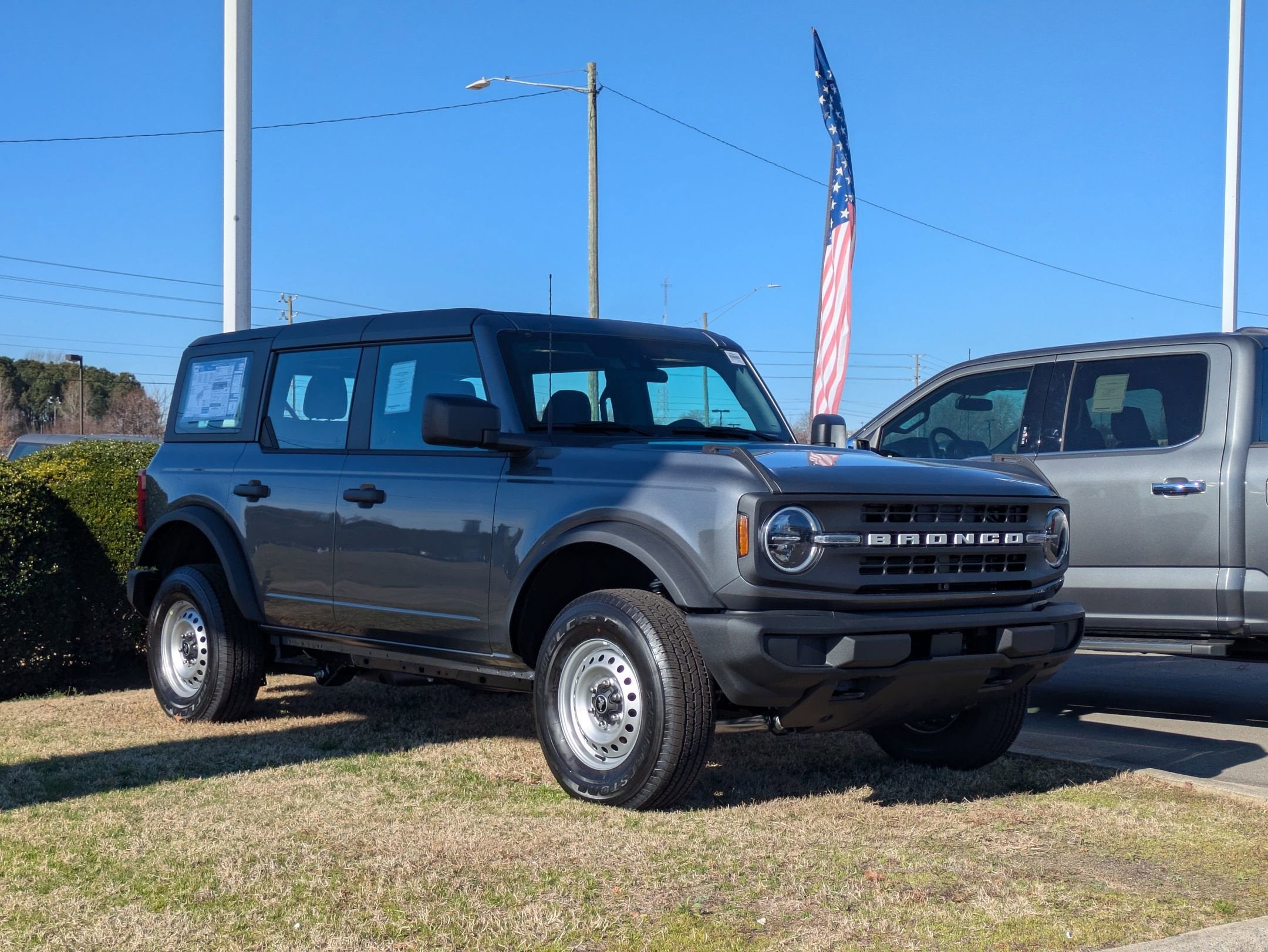 2025 Ford Bronco Base