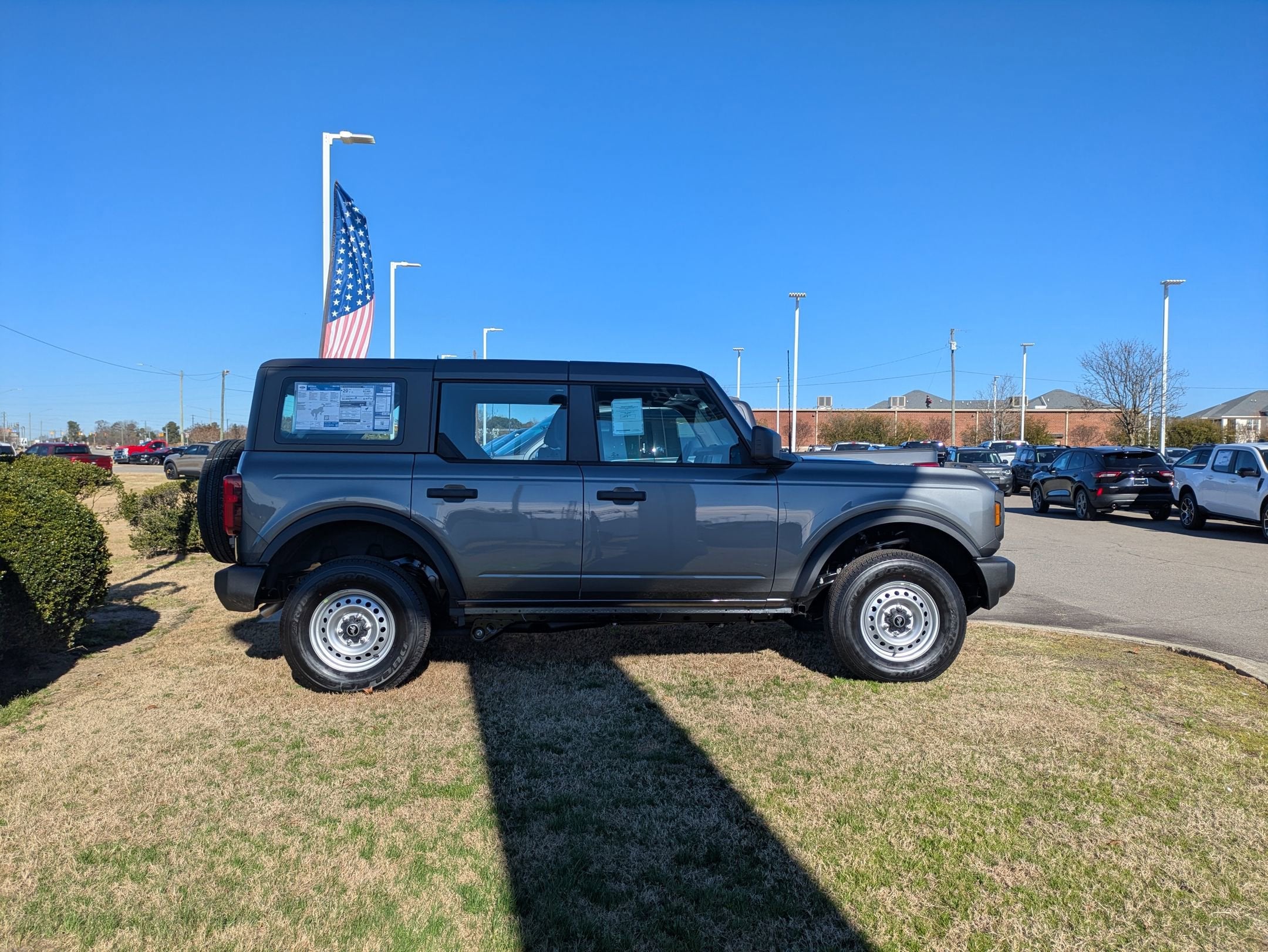 2025 Ford Bronco Base