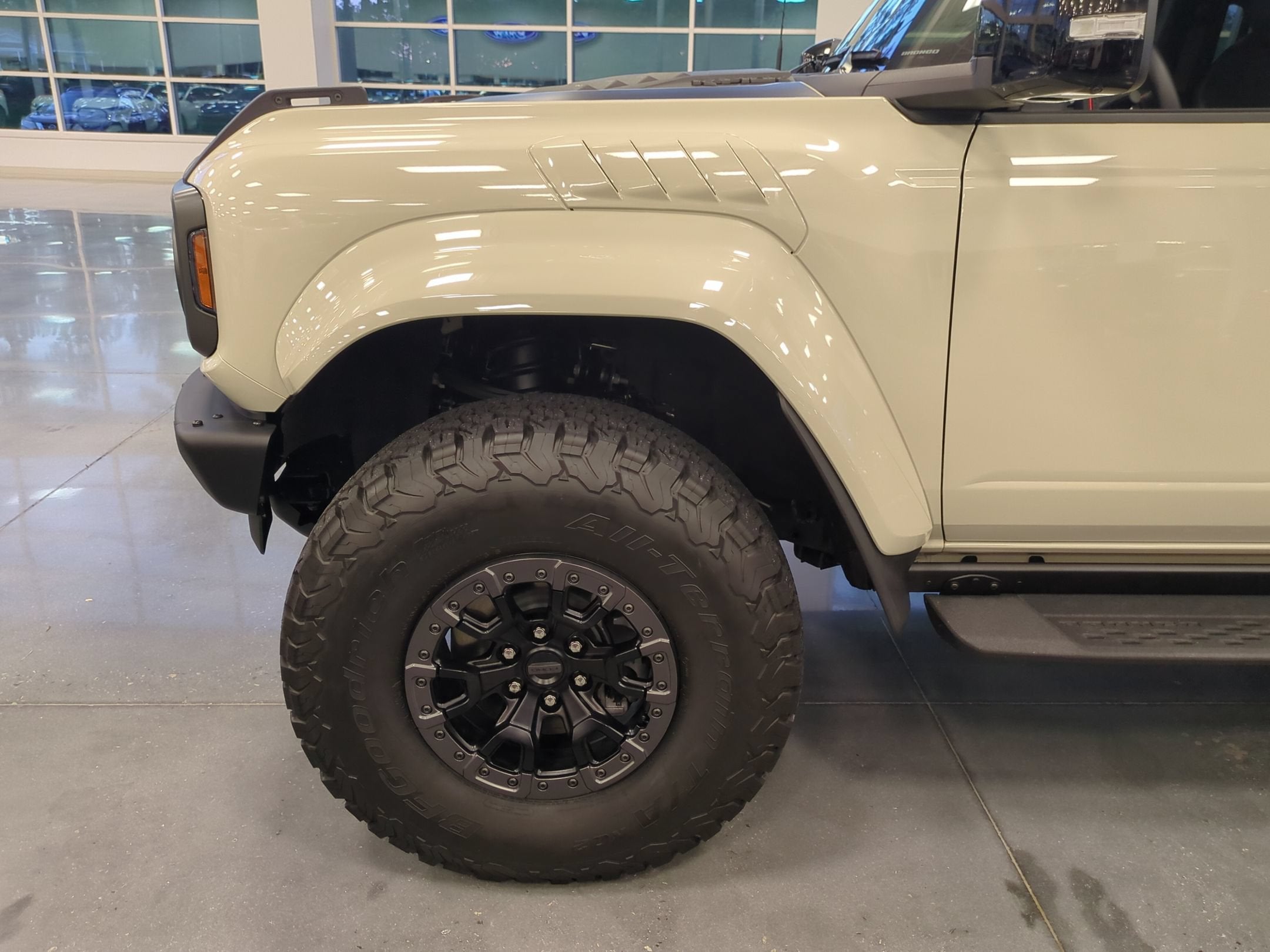 2025 Ford Bronco Raptor - Crossroads Executive Demo