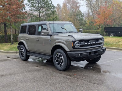 2025 Ford Bronco Outer Banks