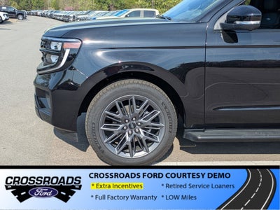 2026 Ford Expedition Max Platinum - Crossroads Courtesy Demo