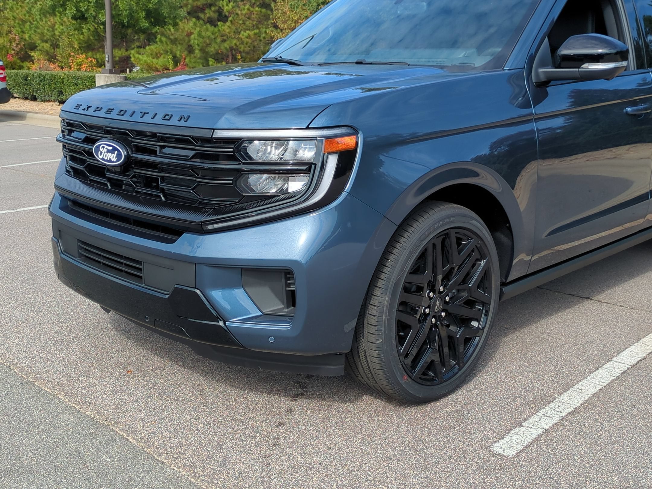 2027 Ford Expedition Max Platinum