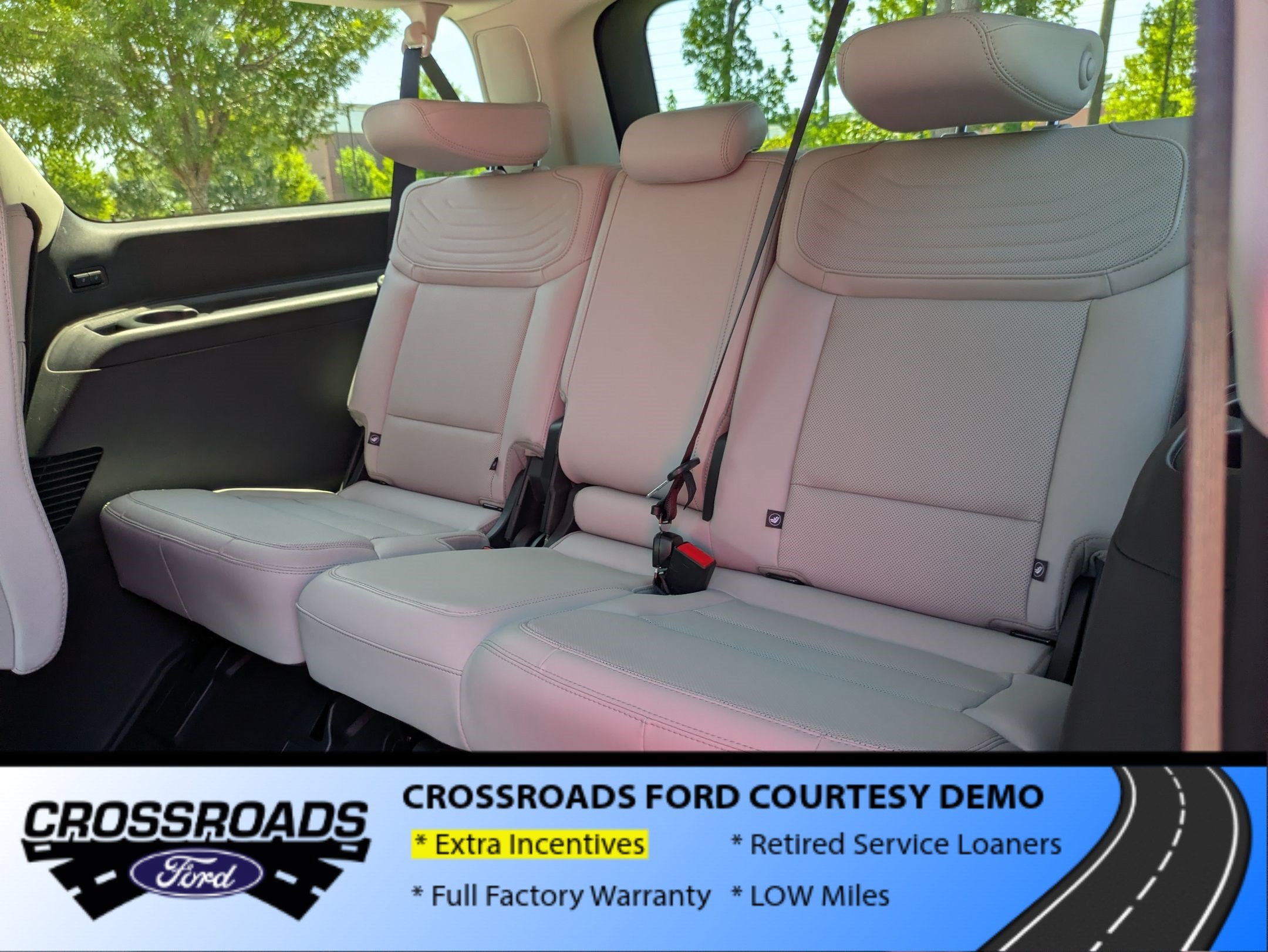2026 Ford Expedition Max Platinum - Crossroads Courtesy Demo