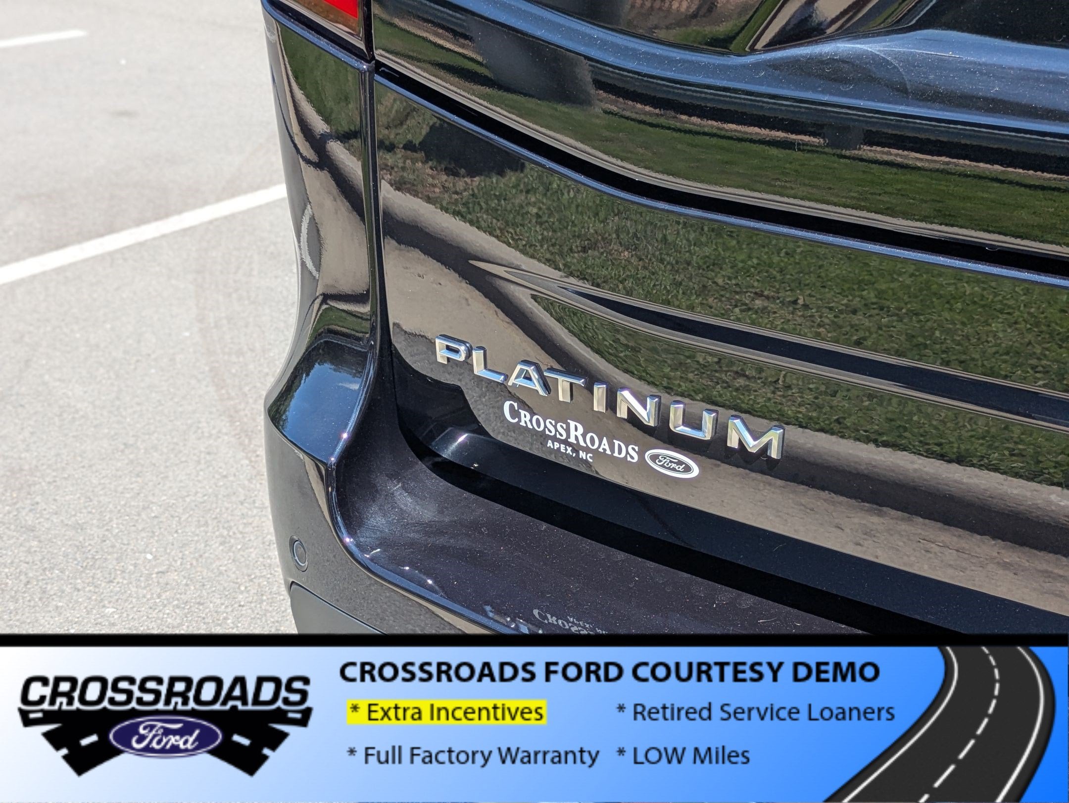 2026 Ford Expedition Max Platinum - Crossroads Courtesy Demo