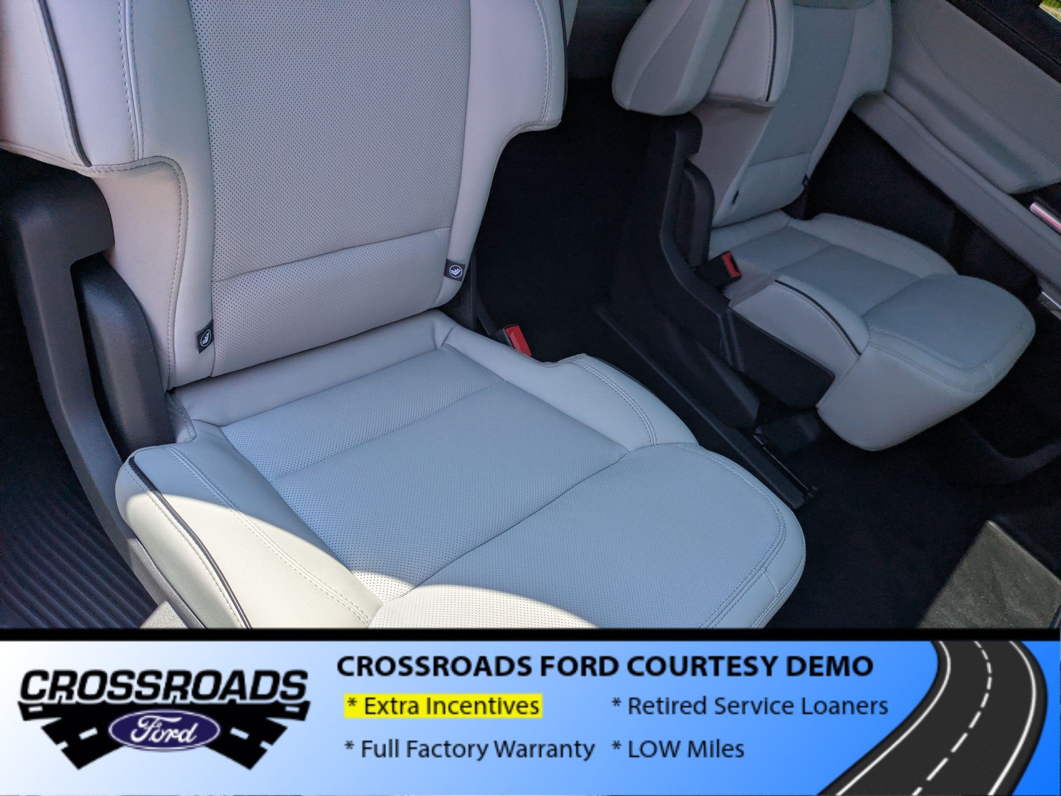2026 Ford Expedition Max Platinum - Crossroads Courtesy Demo