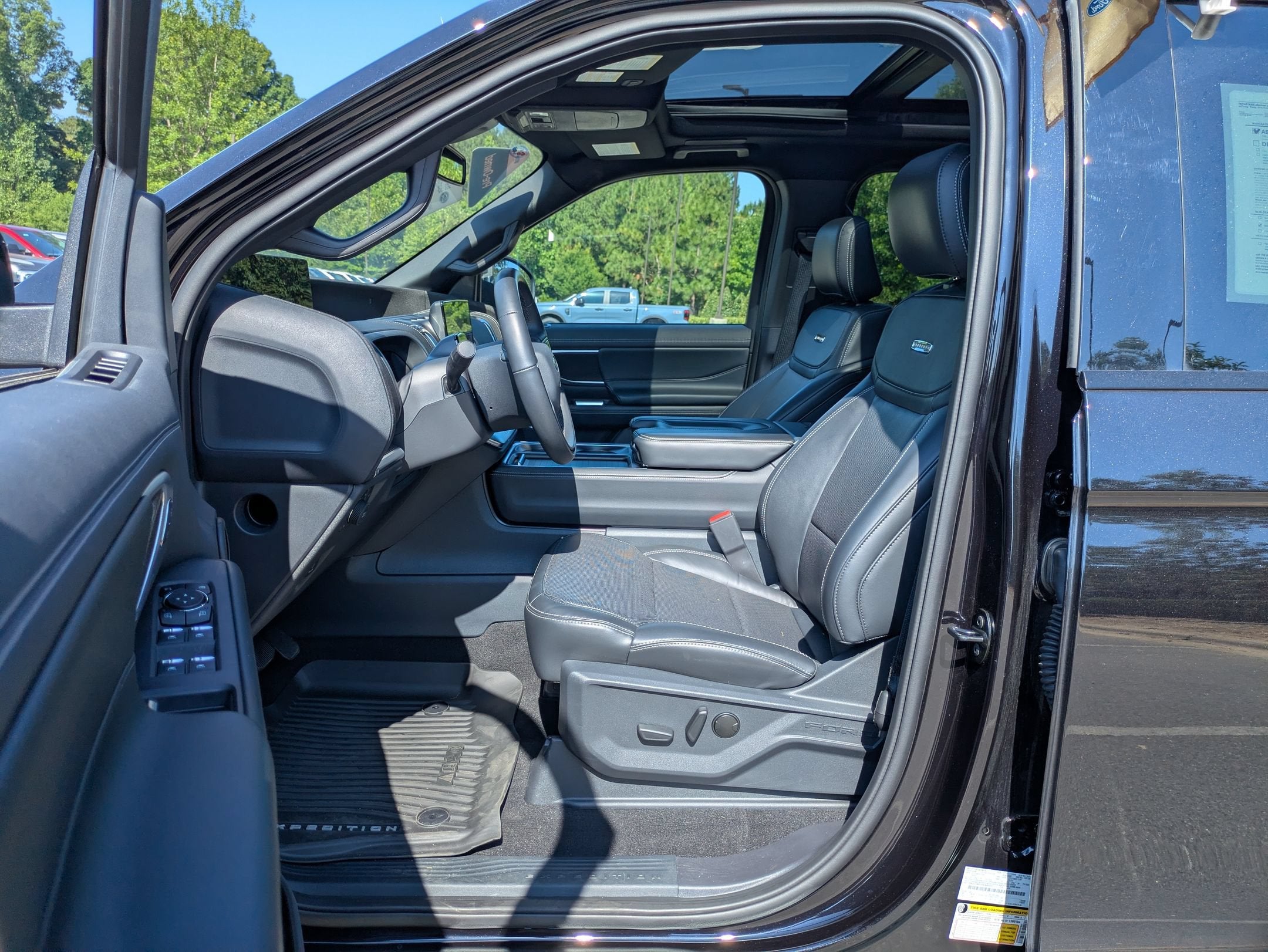 2025 Ford Expedition Platinum