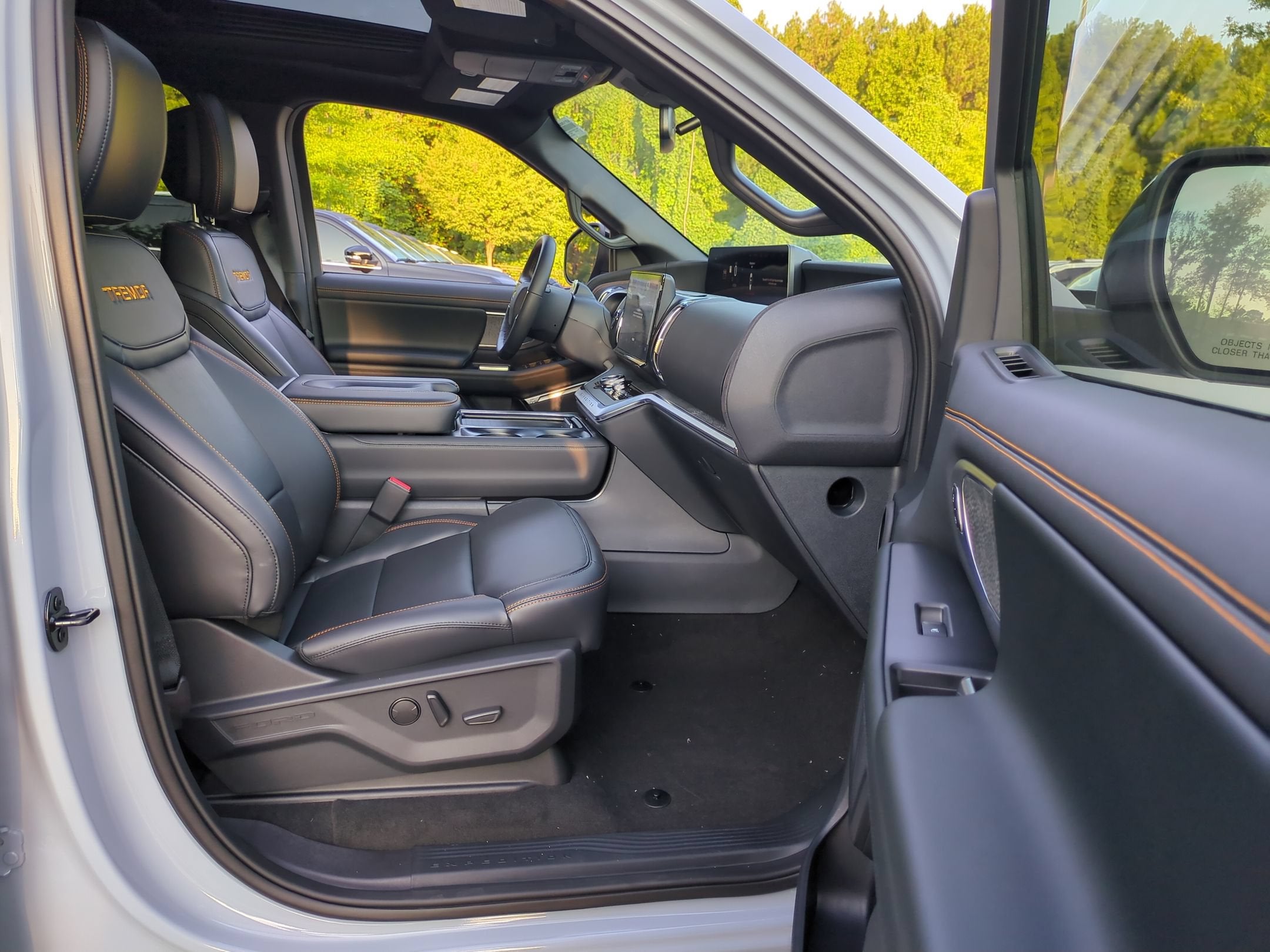 2027 Ford Expedition Tremor