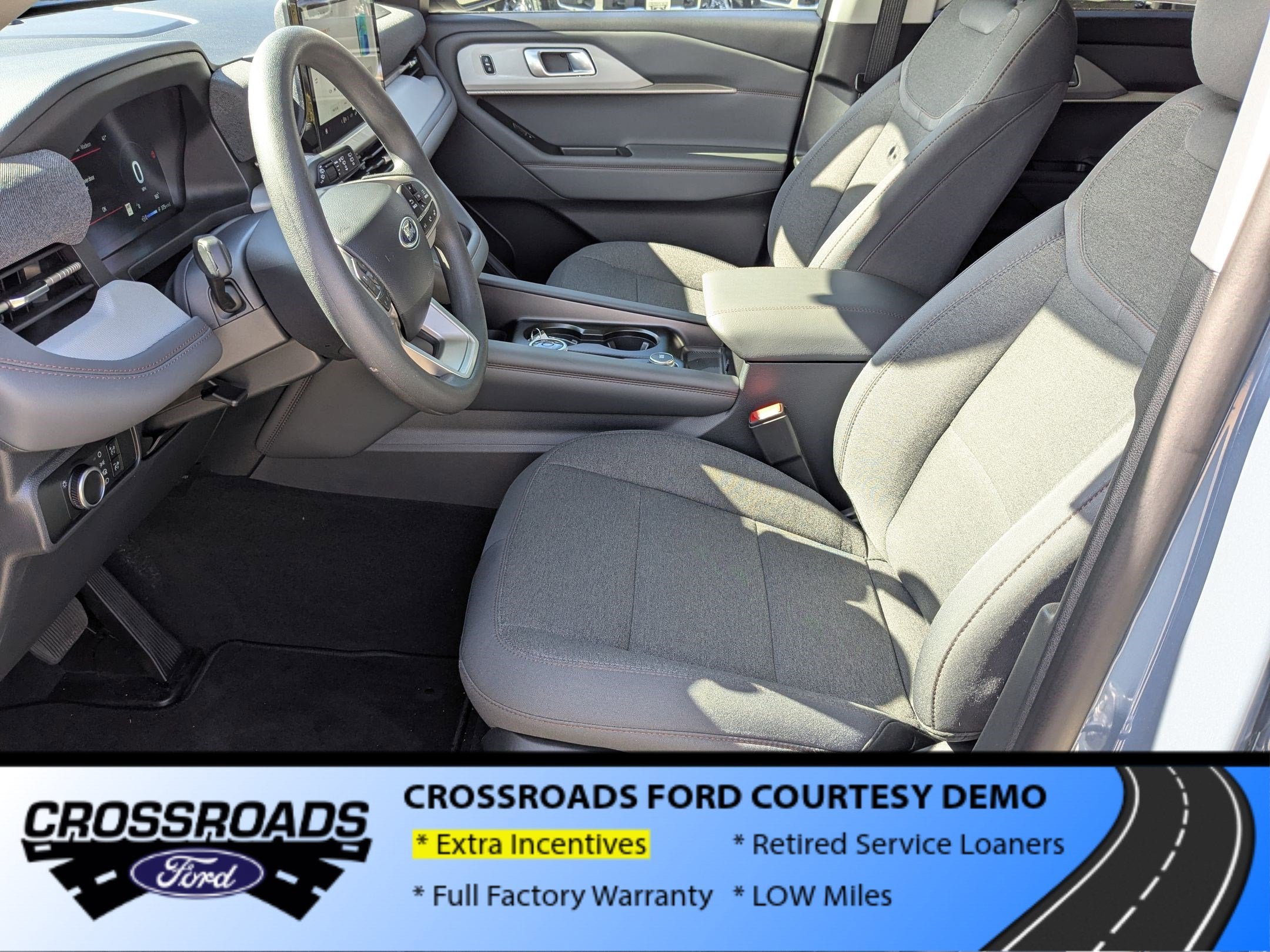 2026 Ford Explorer Active w/100A Pkg - Crossroads Courtesy Demo
