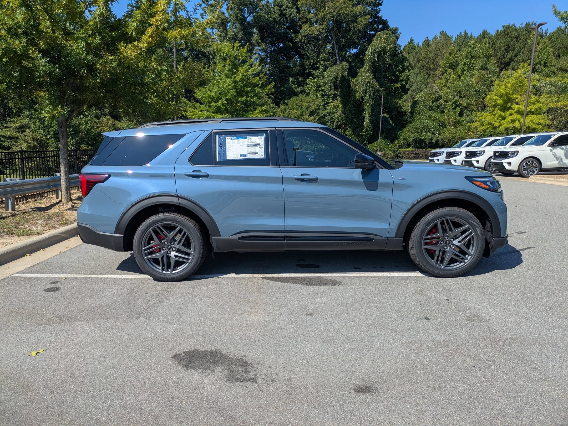 2027 Ford Explorer ST-Line