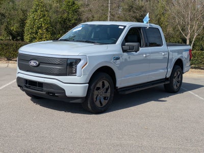 2025 Ford F-150 Lightning Flash