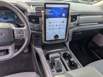 2025 Ford F-150 Lightning LARIAT