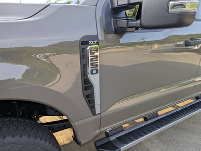 2026 Ford Super Duty F-250 SRW XLT