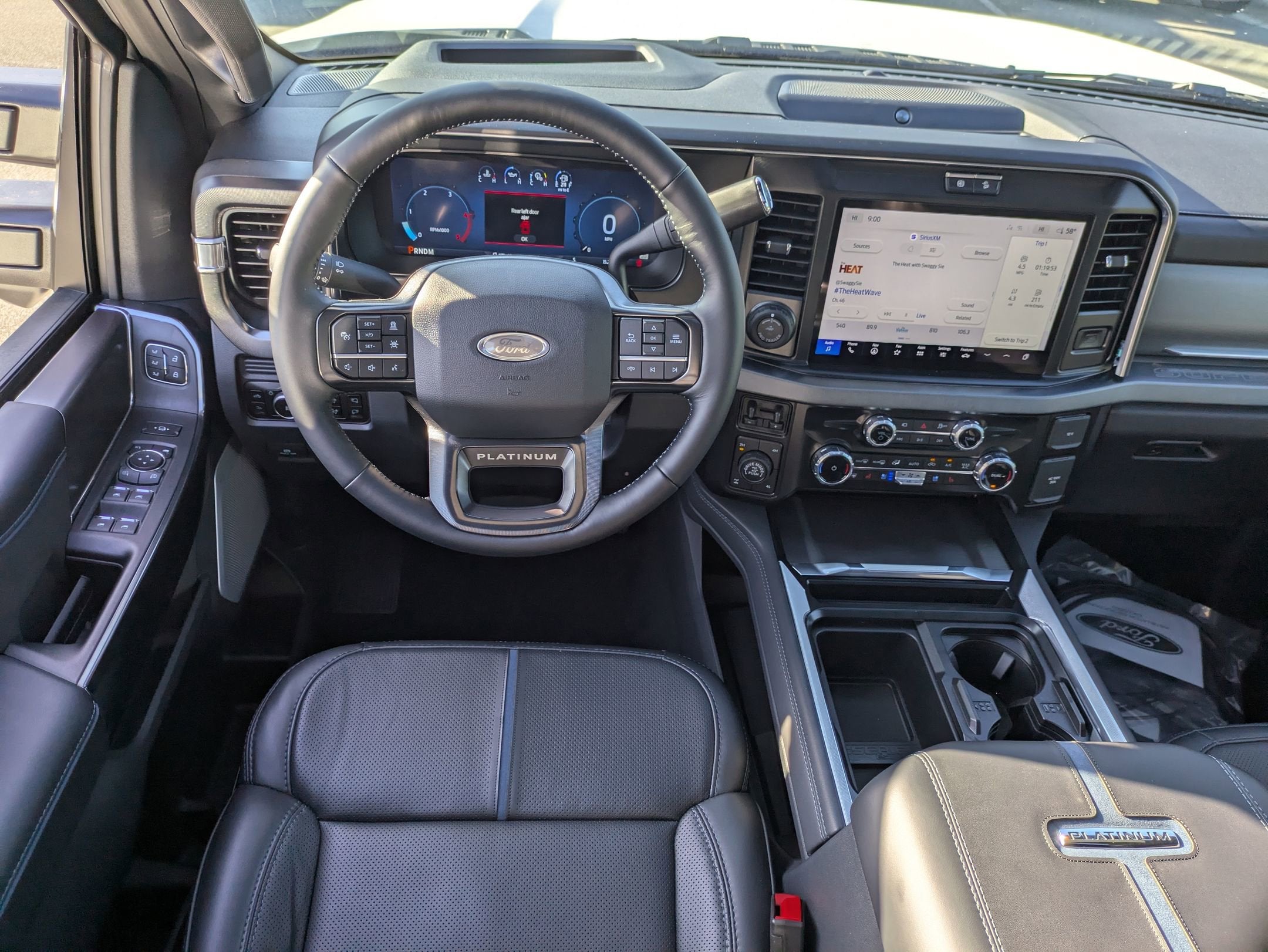 2026 Ford Super Duty F-250 SRW Platinum