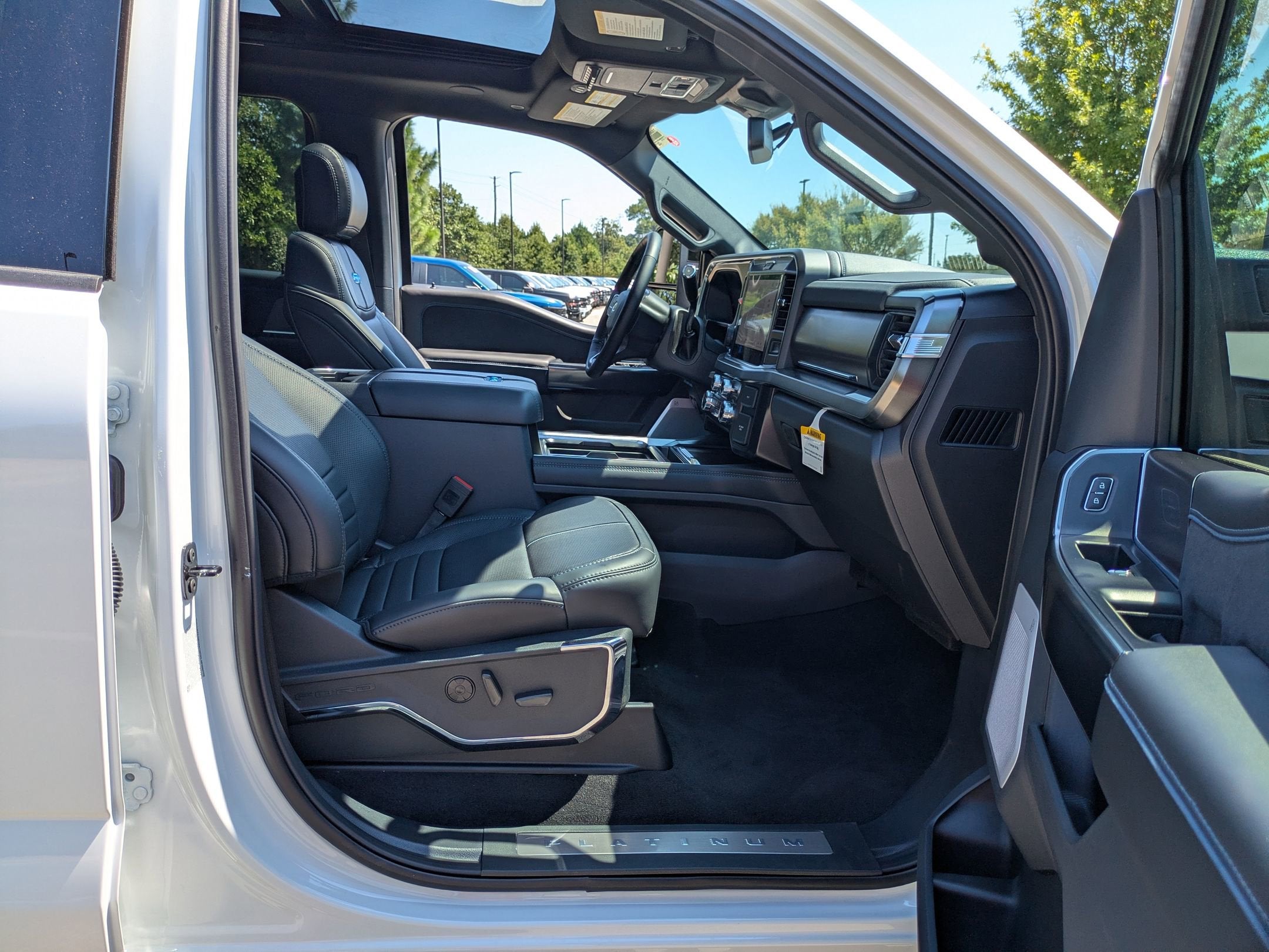 2026 Ford Super Duty F-250 SRW Platinum