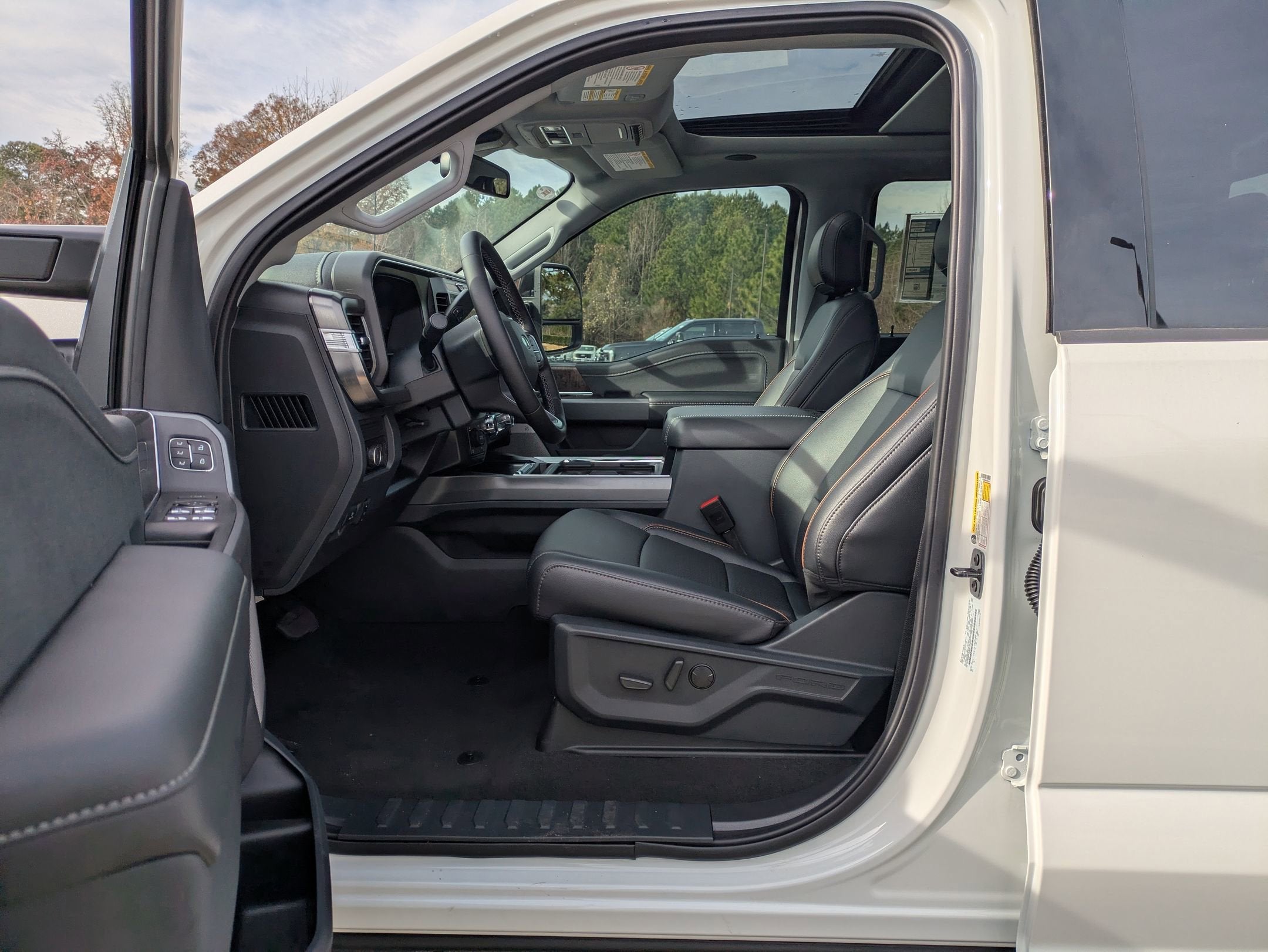 2025 Ford Super Duty F-250 SRW LARIAT