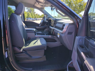 2027 Ford Super Duty F-250 SRW XLT