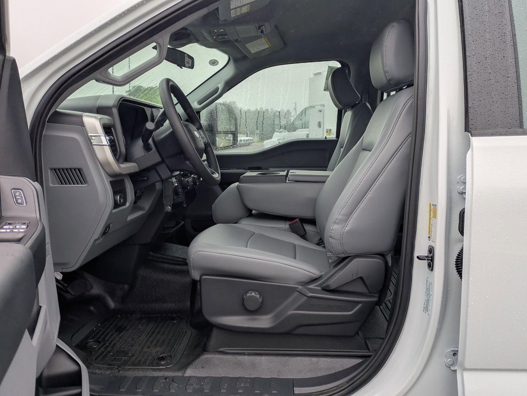 2026 Ford Super Duty F-350 SRW XL