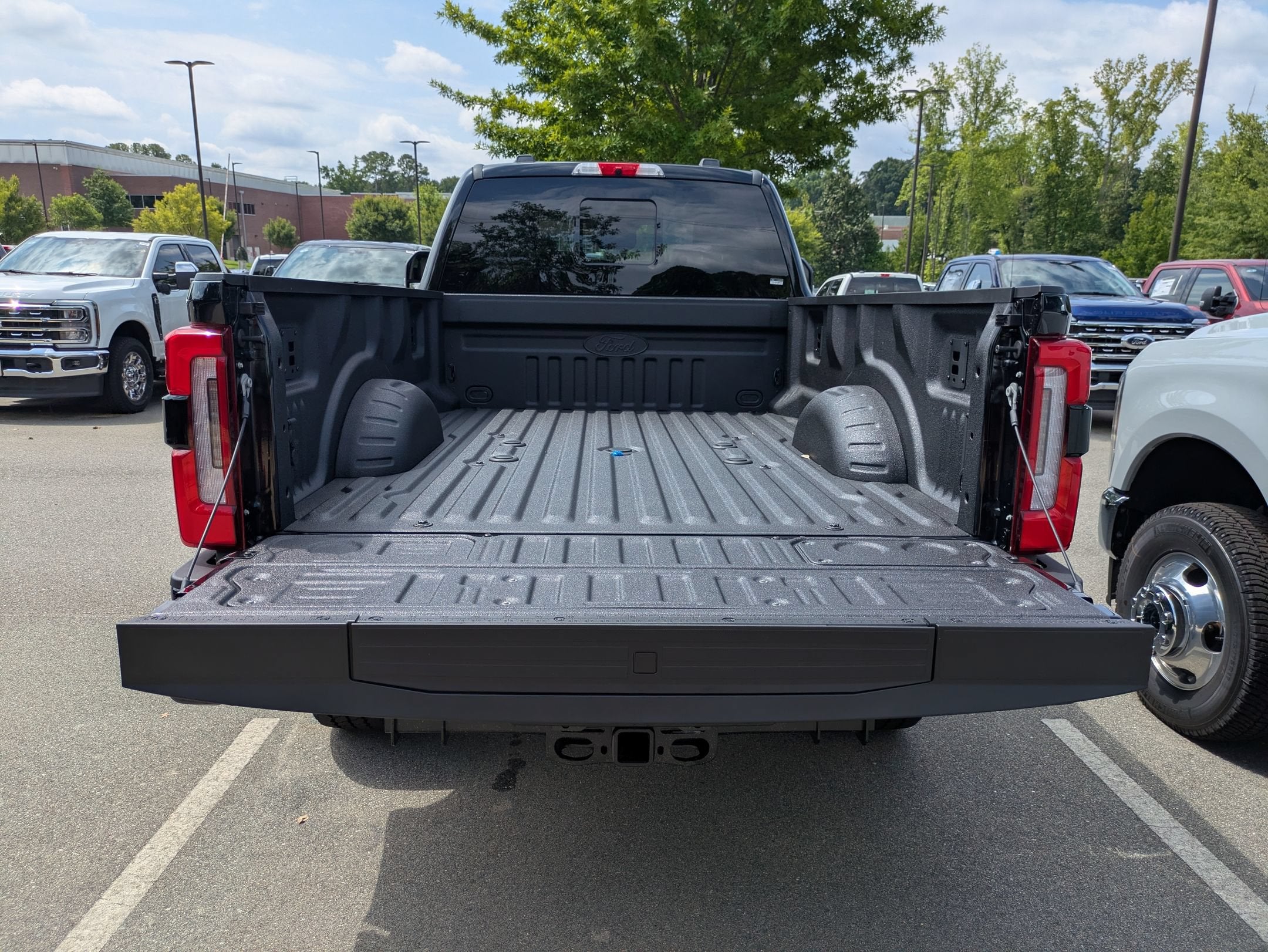 2026 Ford Super Duty F-350 SRW Platinum