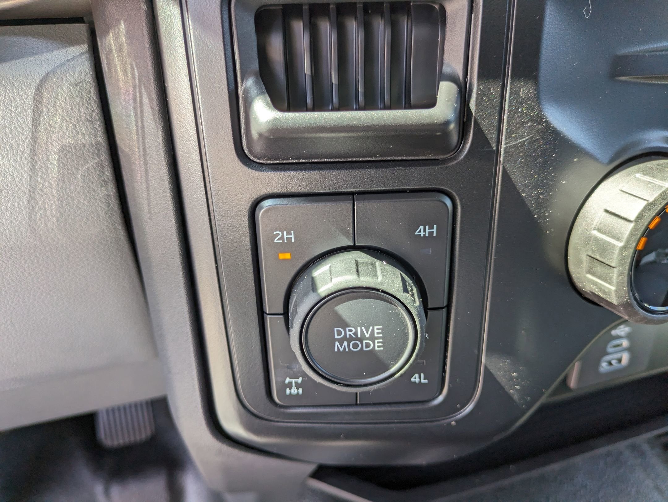 2025 Ford Super Duty F-350 SRW XL