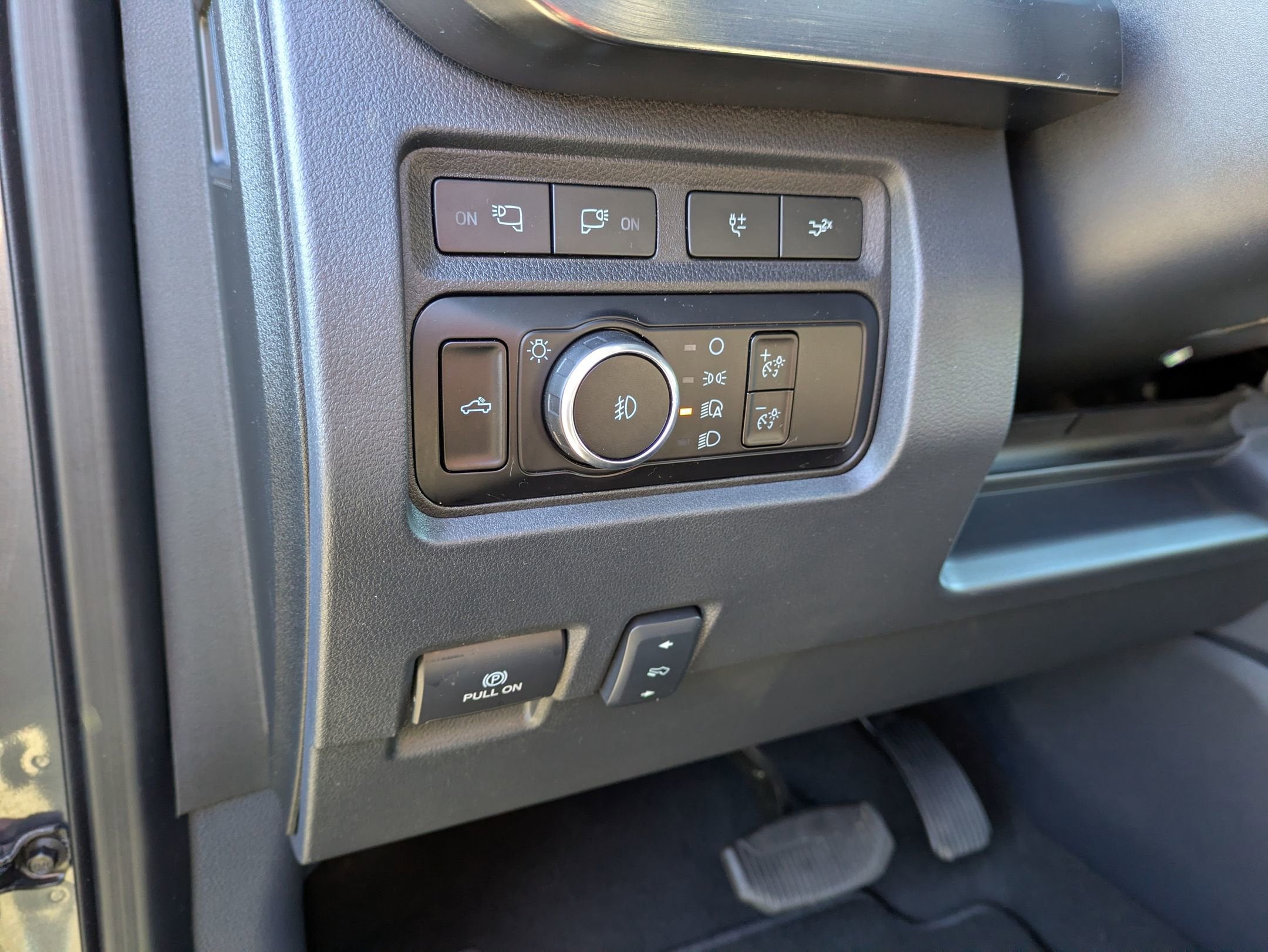 2023 Ford Super Duty F-350 SRW LARIAT