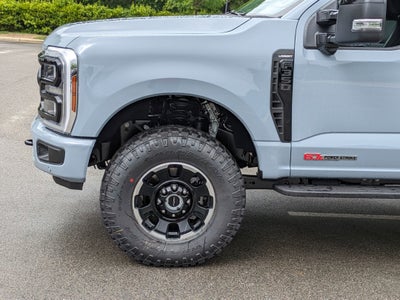 2025 Ford Super Duty F-350 SRW LARIAT