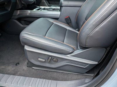 2025 Ford Super Duty F-350 SRW LARIAT