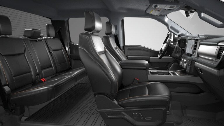 2026 Ford Super Duty F-350 DRW LARIAT