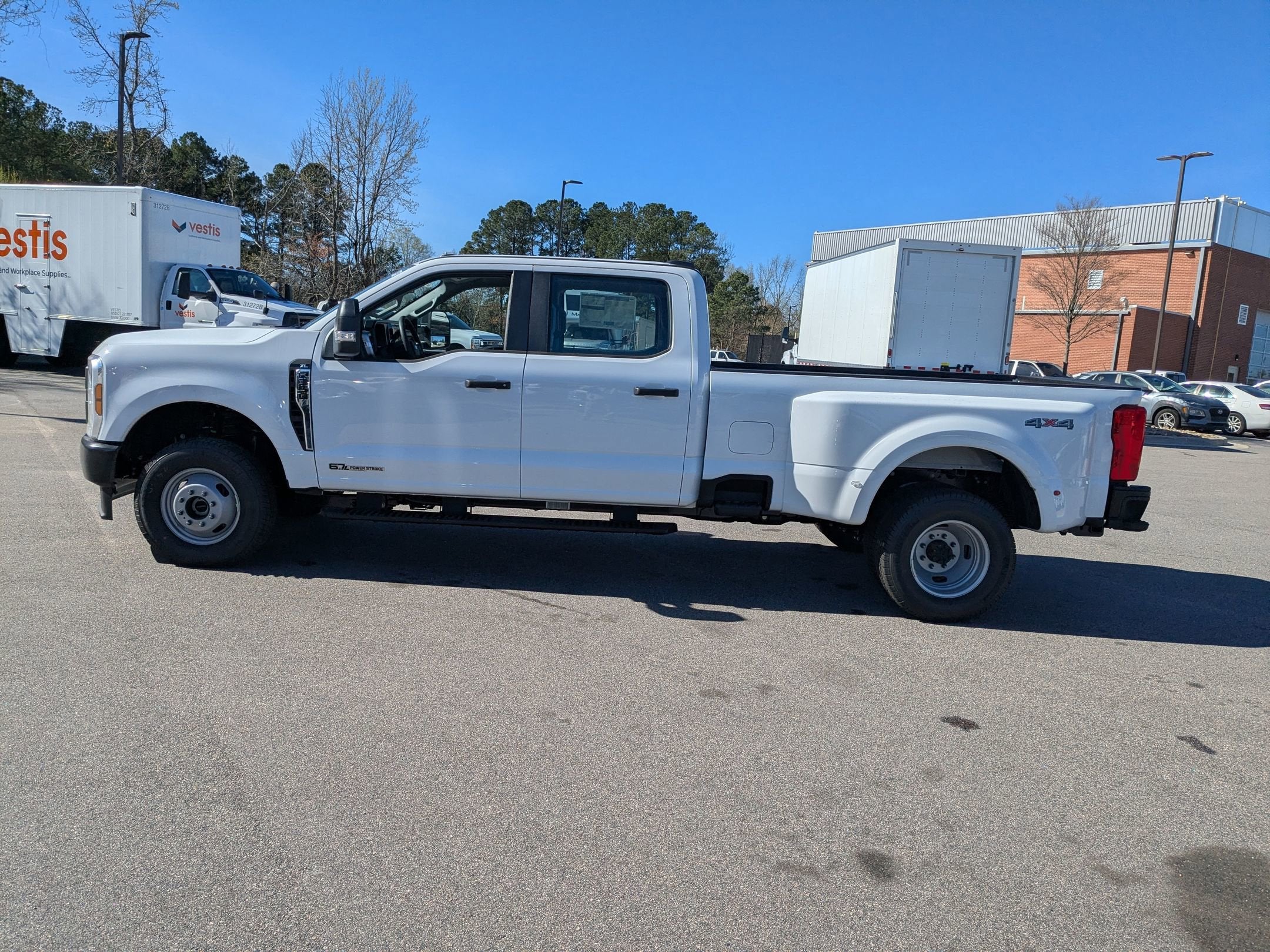 2026 Ford Super Duty F-350 DRW XL