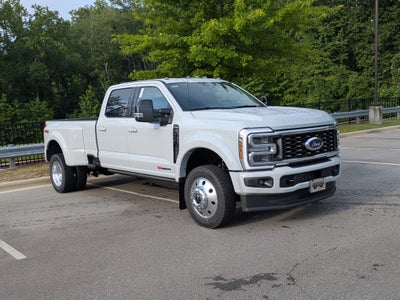 2026 Ford Super Duty F-450 DRW Platinum