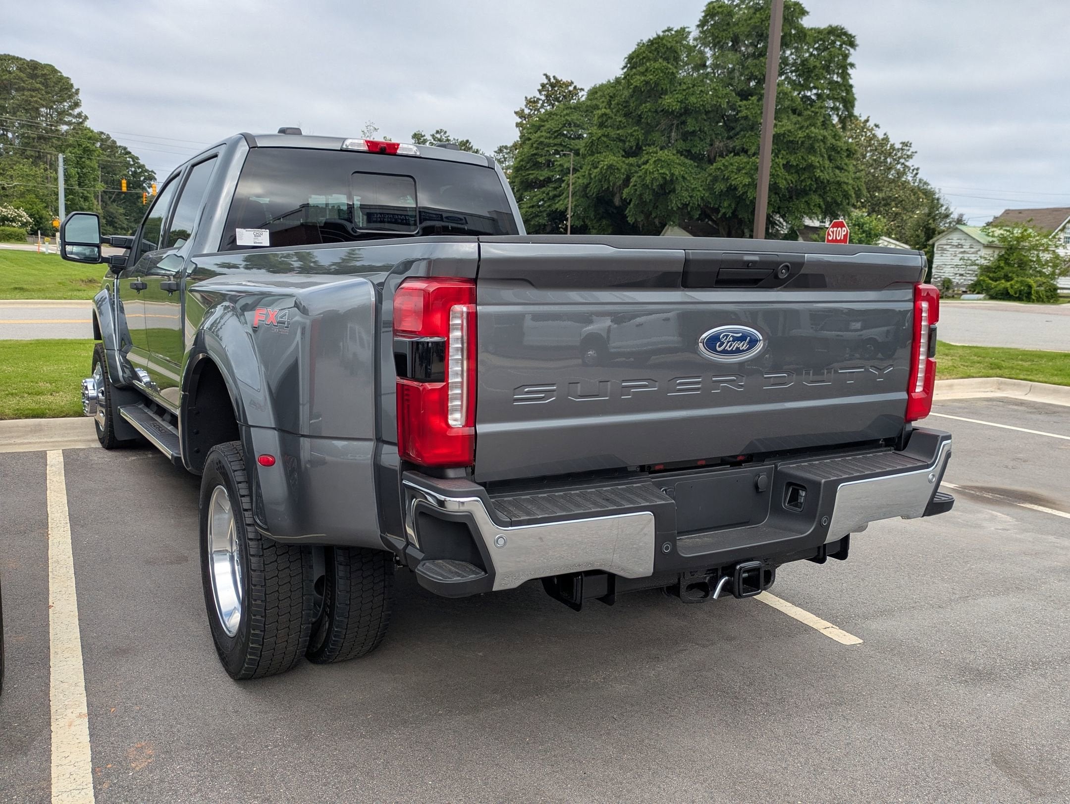 2026 Ford Super Duty F-450 DRW XLT