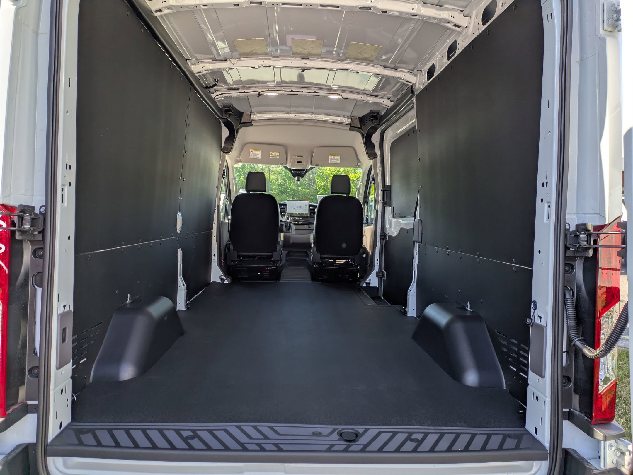 2026 Ford Transit Cargo Van Base