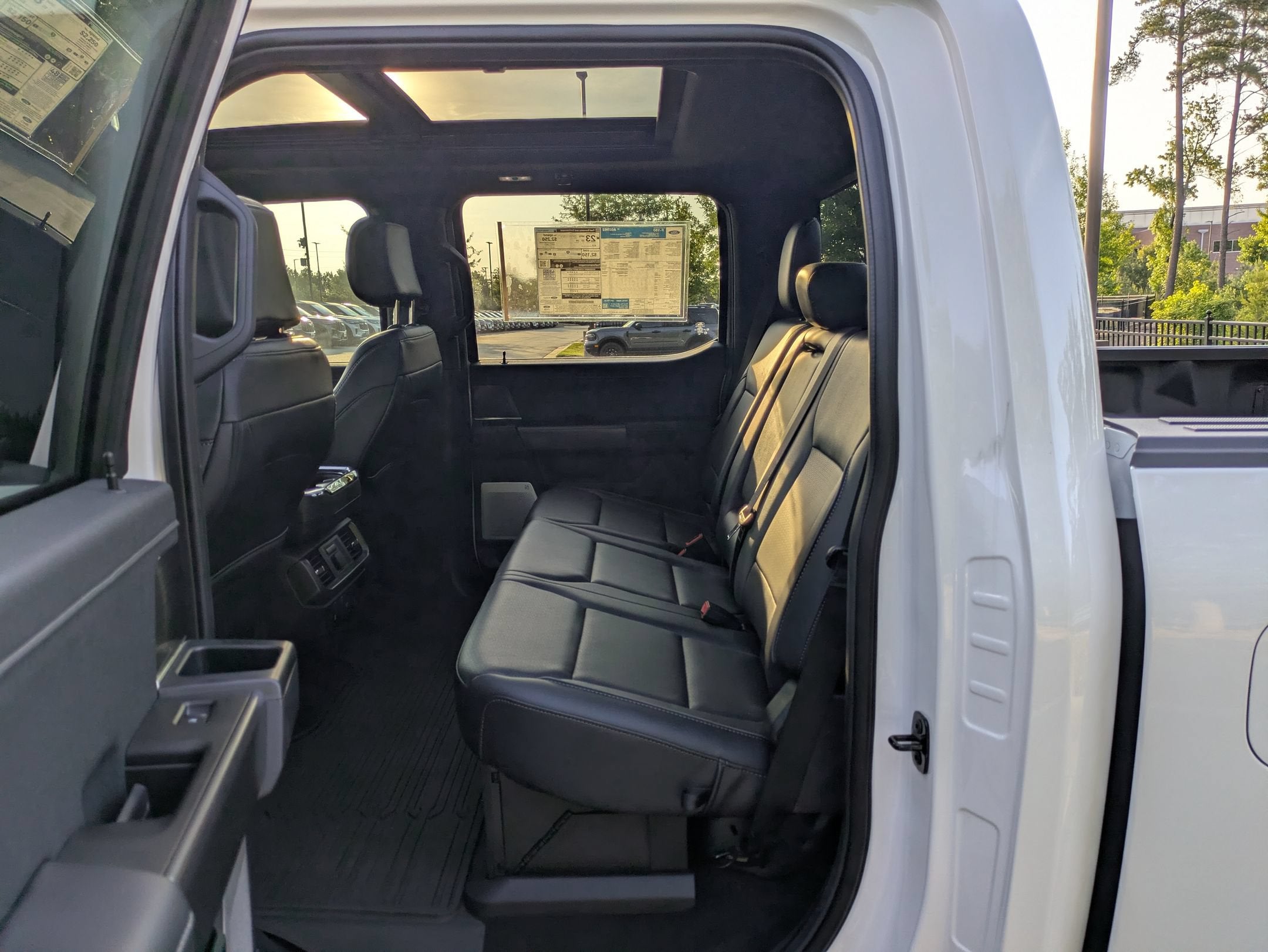 2026 Ford F-150 LARIAT - Crossroads Courtesy Demo