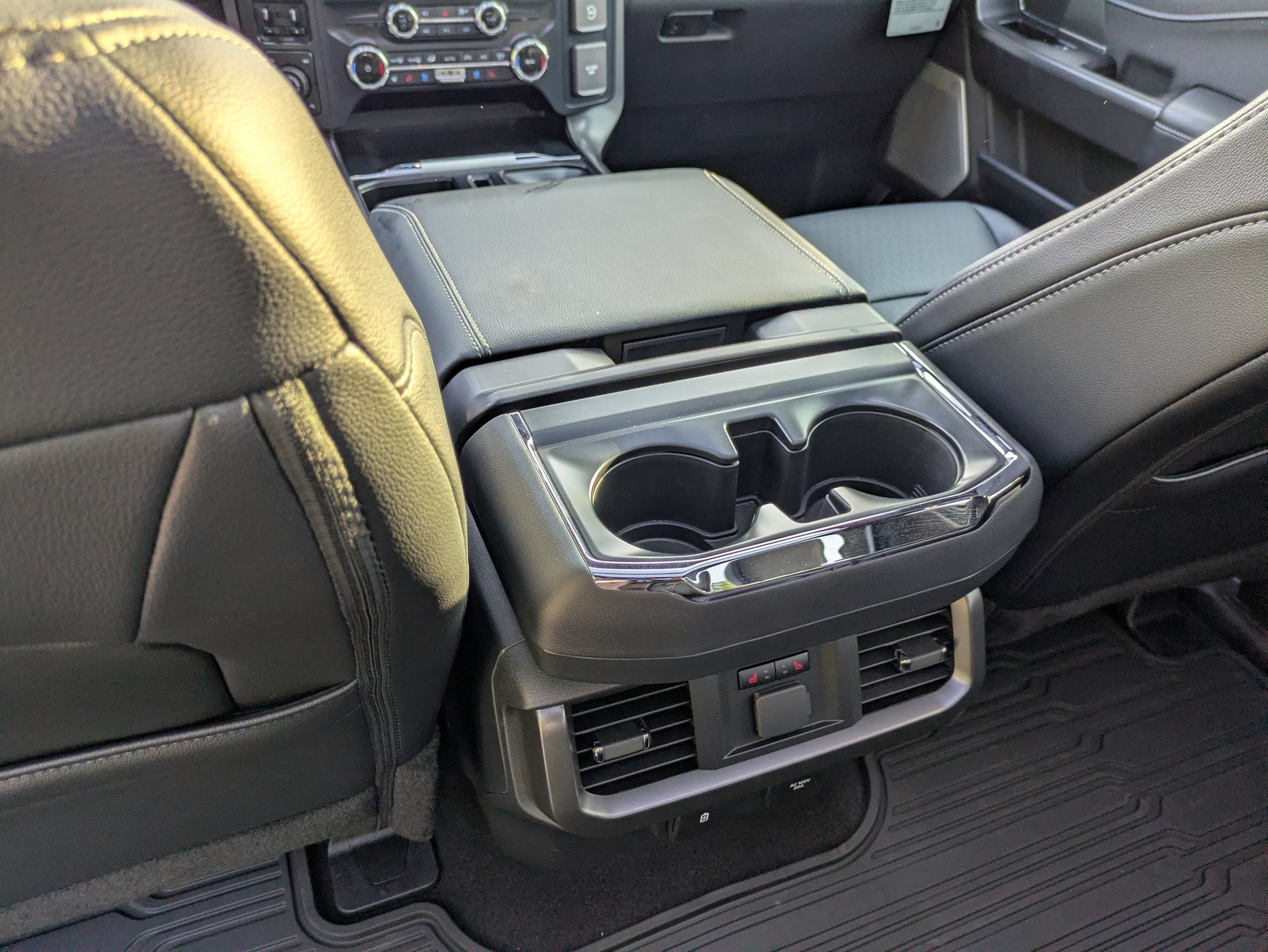 2026 Ford F-150 LARIAT - Crossroads Courtesy Demo